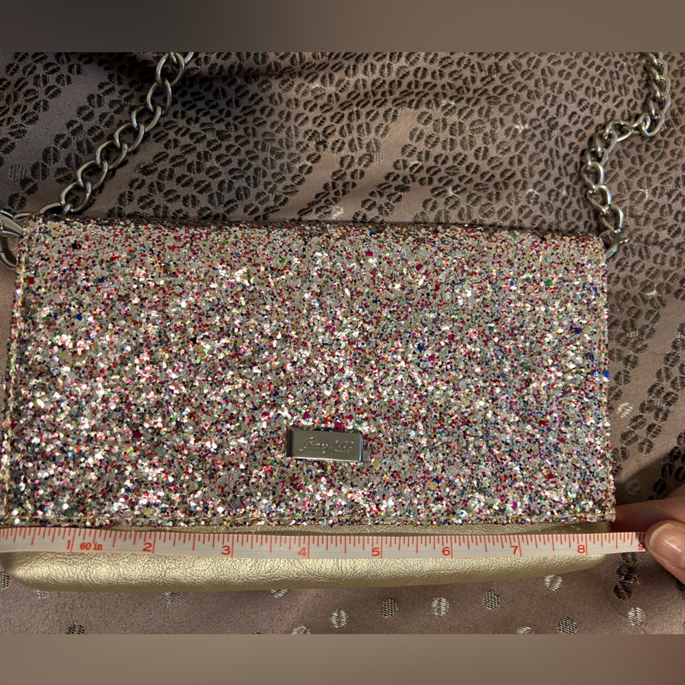 Grace Adele sparkle clutch with removable chain strap! - Picture 7 of 8